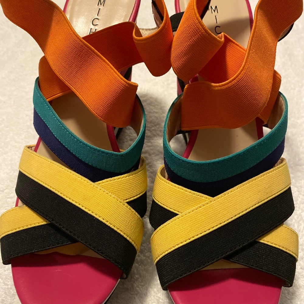 Almost Brand New Super Gorgeous Wedges By MICHAEL - box 26